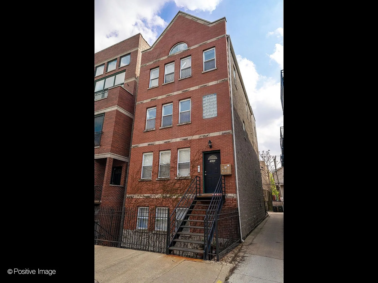 2 bed, 1200 sqft, $2,800 — Photo 1