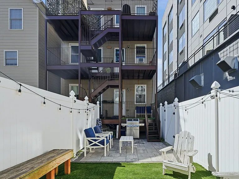 258 Pine St #1L — Photo 19