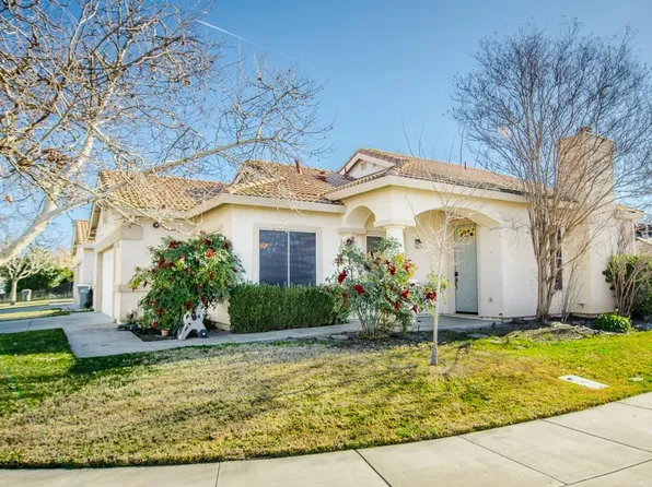 321 Mount Whitney Dr, Woodland, CA 95695