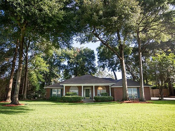 2nd image of 3963 NW Colonial Gln