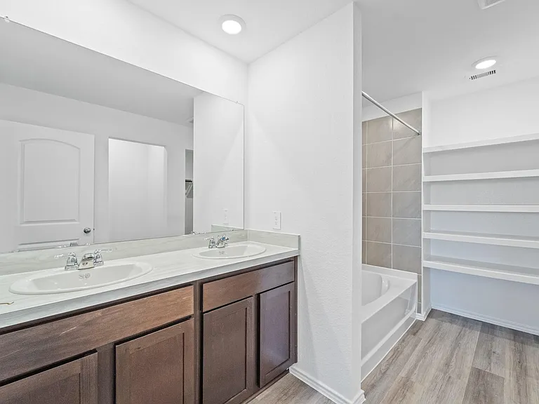 1011 Vilana Ridge Ln — Photo 20