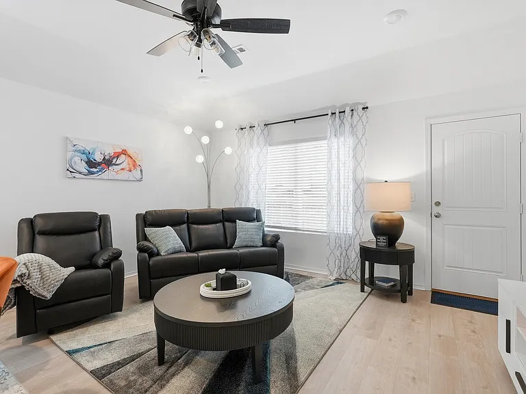 10904 Mason Dr — Photo 19