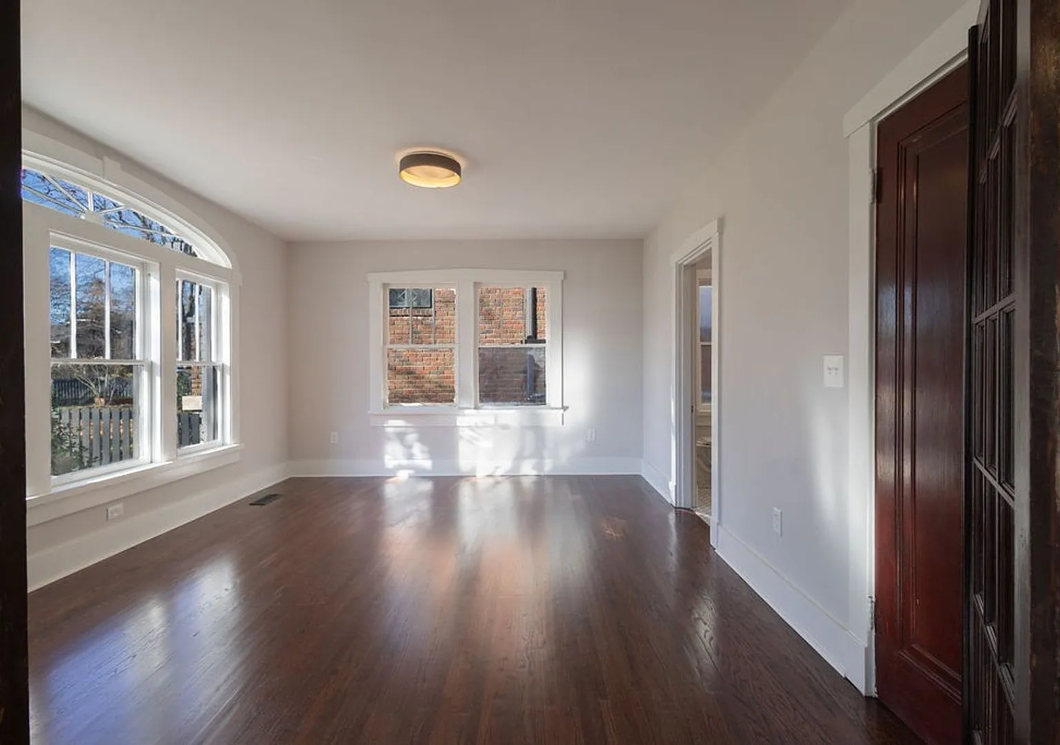 Quaint East Nashville Home — Photo 4