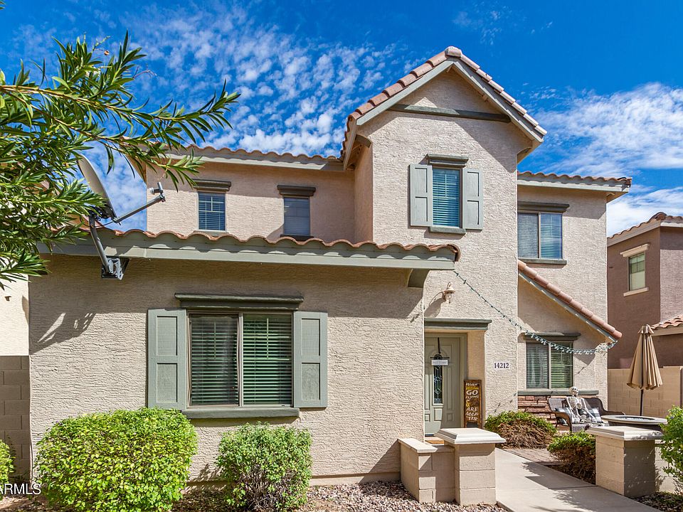 1st image of 14212 W Country Gables Dr