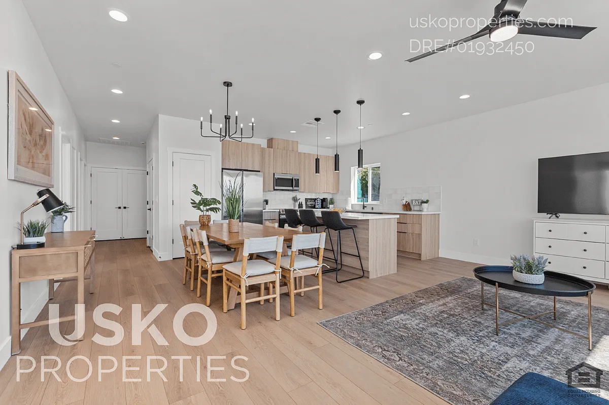 4825 Chippendale Drive — Photo 4