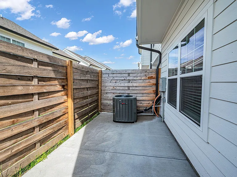 Robinsons Rowhouse Townhomes — Photo 48
