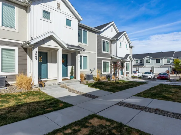 3889 S Silver Bank Dr, Magna, UT 84044