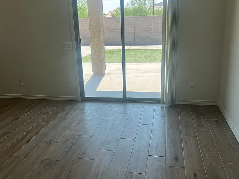 7224 S 33rd Ln — Photo 27