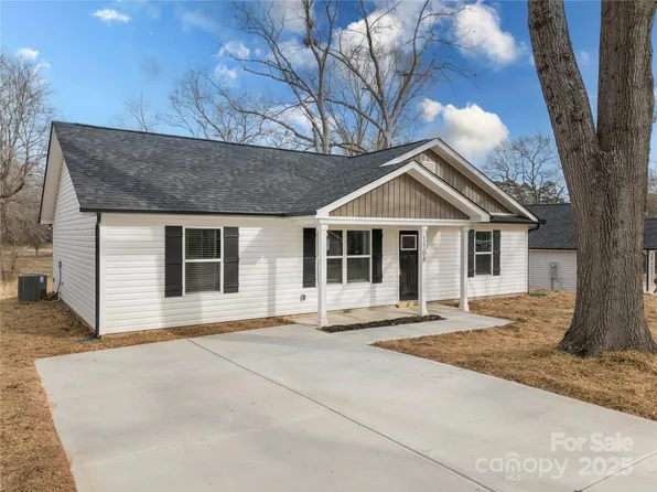 1508 Collinston Dr, Gastonia, NC 28052