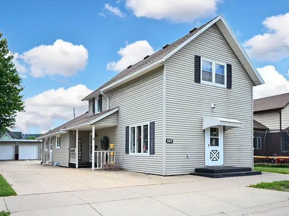 557 E 2nd St, Winona, MN 55987