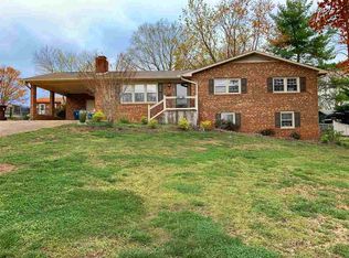 204 S Johnson St, Landrum, SC 29356