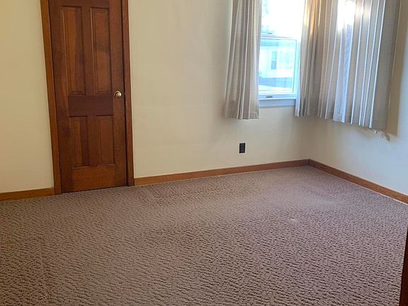 5th image of 310 Mulberry Pl
