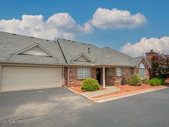 2nd image of 8100 Sawgrass Ct