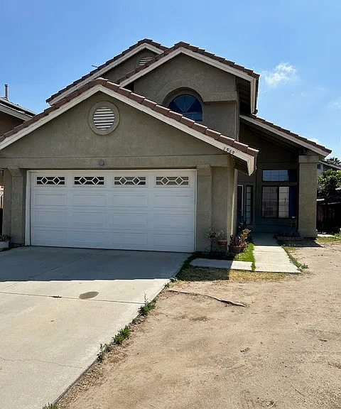 1569 Ruby Dr — Photo 1