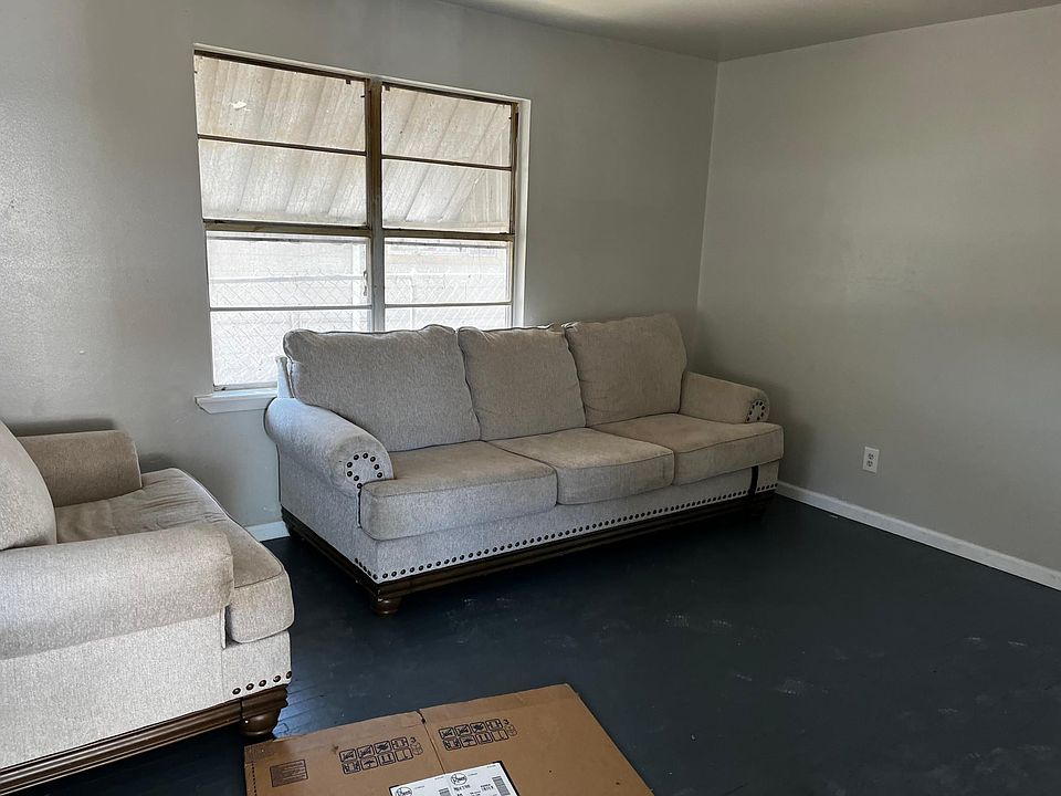 2nd image of 4729 Coke St