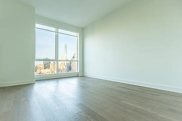 Rented by Square Realty Global Inc | media 19