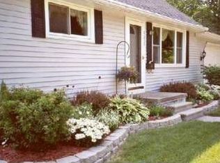 3002 Lafayette Cir, Lansing, MI 48906