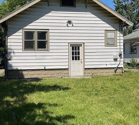 Back of Home-Closeup