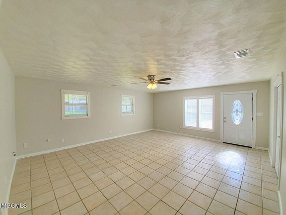 3rd image of 4103 Alandale St