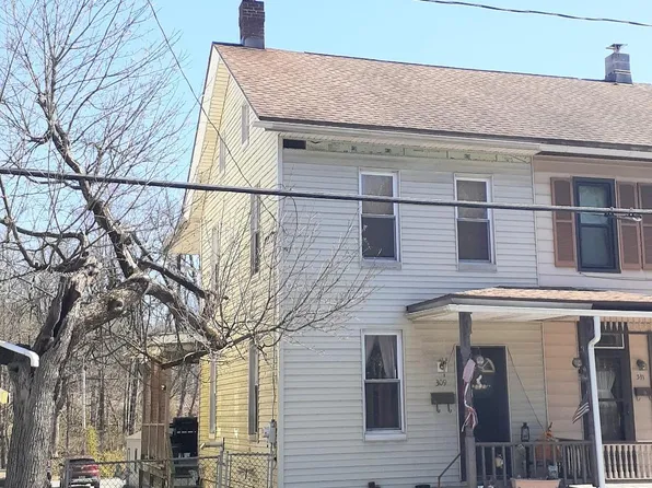 309 S Tulpehocken St, Pine Grove, PA 17963