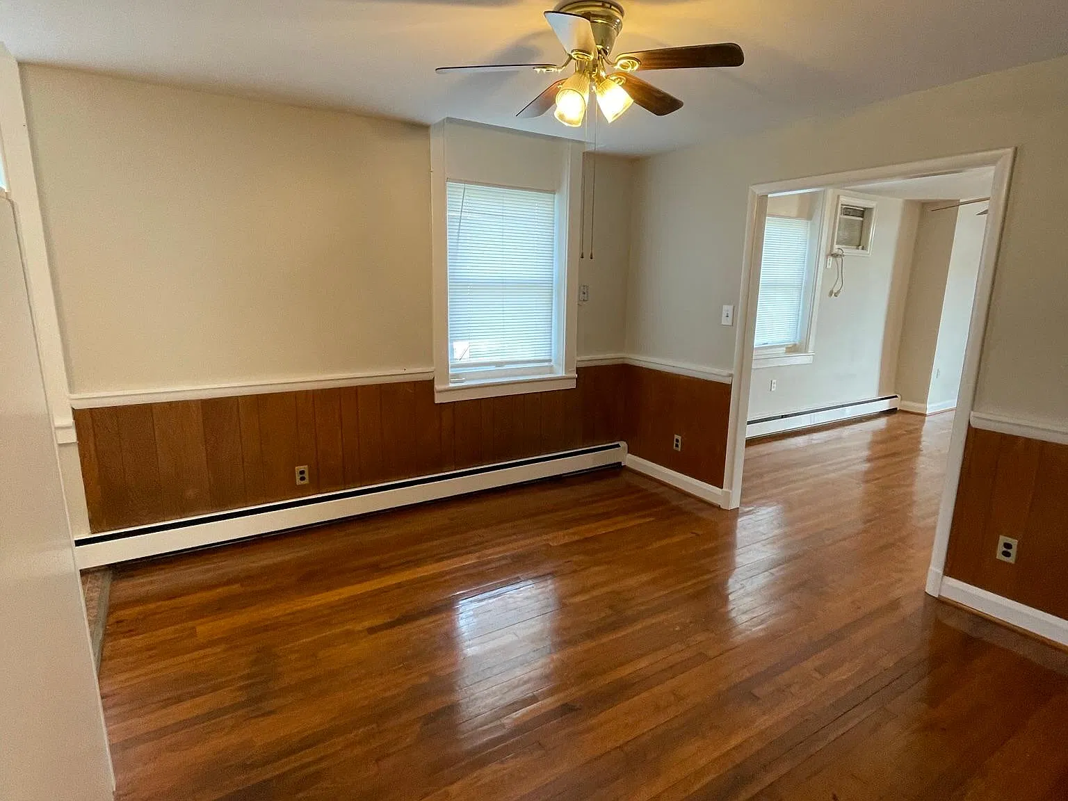 3 bed, 950 sqft, $1,485 — Photo 3