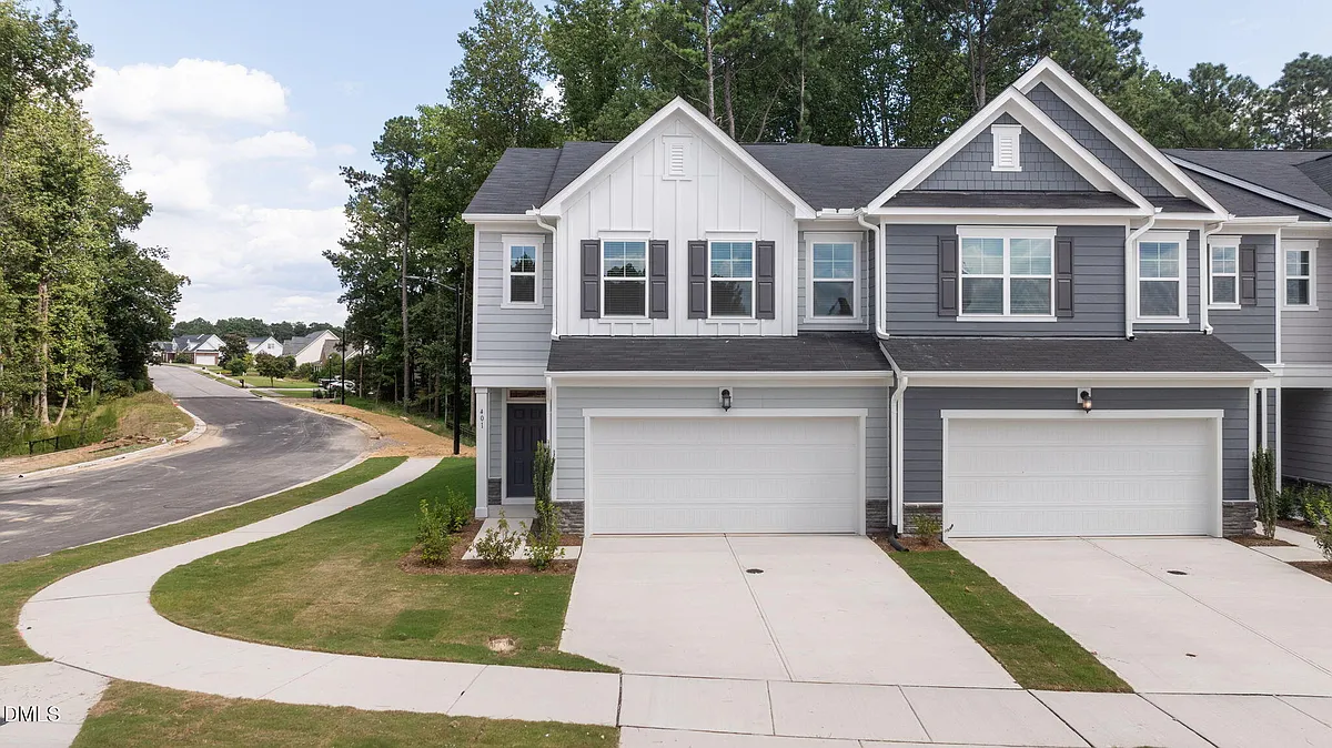 Building Photo - 421 Deep Oak Dr #SAWYER FLOORPLAN