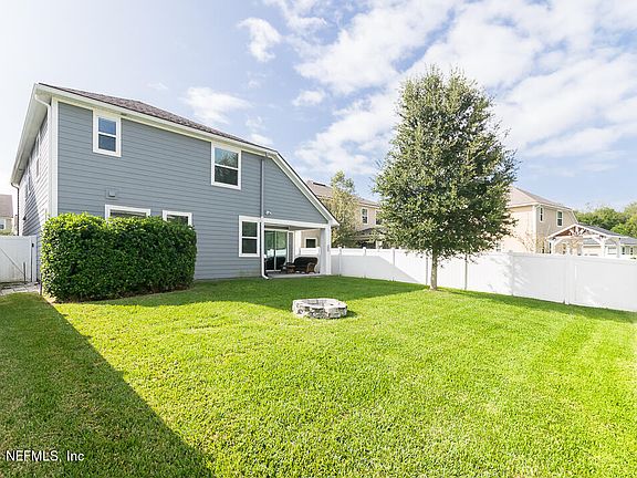 2nd image of 178 BLACKWATER Way