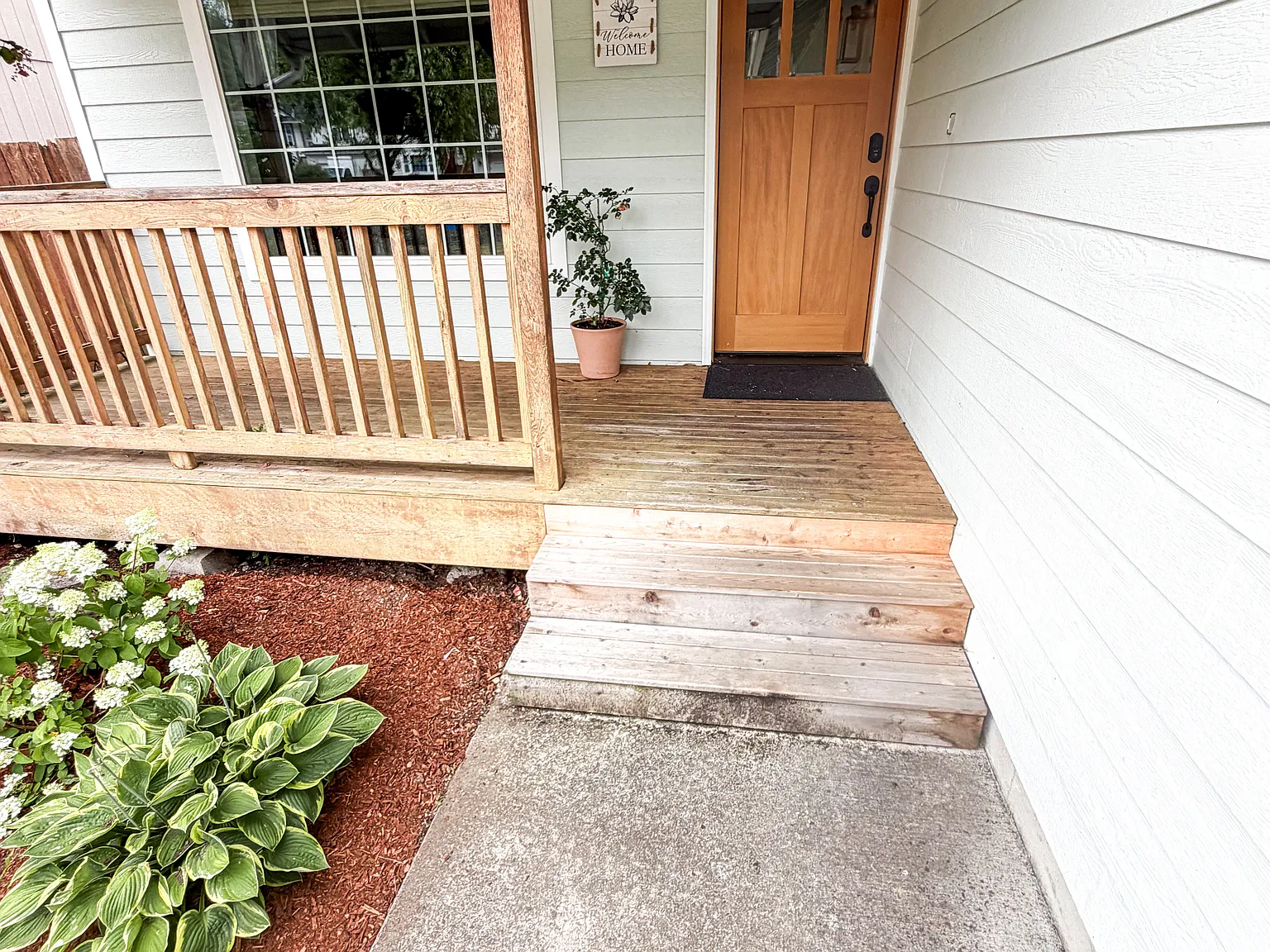 4 bed, 2.5 bath, 1917 sqft, $2,790 — Photo 3