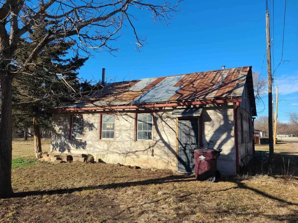 412 S 2nd St, Lindsborg, KS 67456