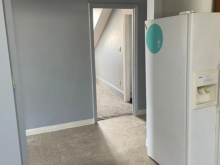 27 Summit St #3 — Photo 6