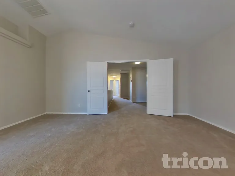 1447 S 231st Ln — Photo 10