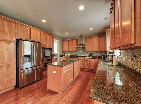 5th image of 2266 Clearbrook Ct