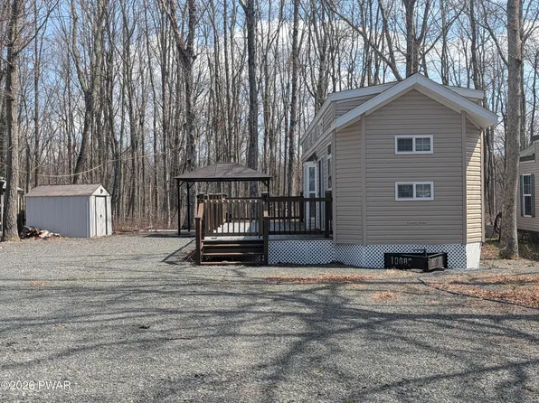 193 Commanche Dr, Shohola, PA 18458