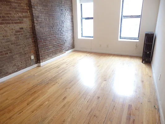 Rented by John O'Kelly Real Estate | media 10