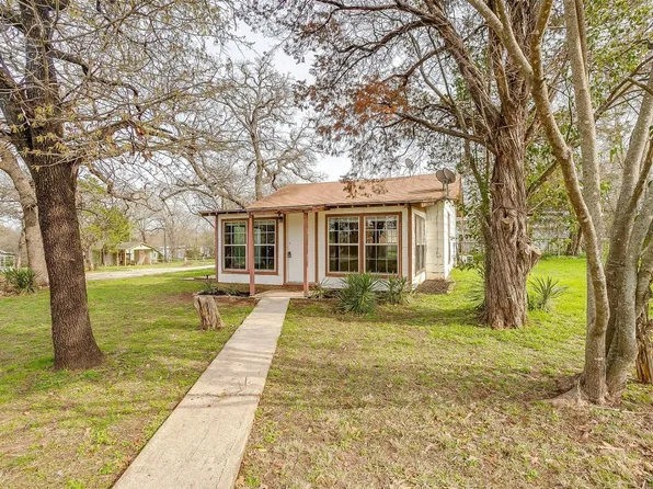 110 County Road 1427, Morgan, TX 76671