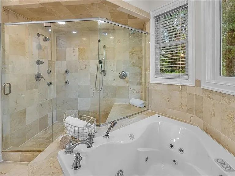 1377 Hawaiian Dr — Photo 30