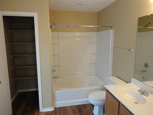 5337 Mathra Dr — Photo 11
