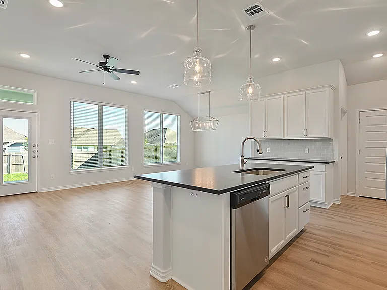 3124 Tarleton Ct — Photo 9