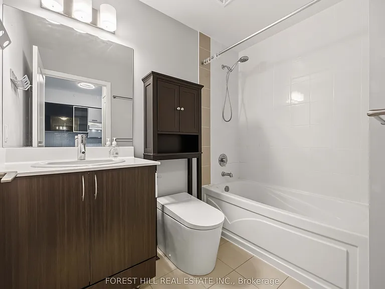 5162 Yonge St #2301 — Photo 11