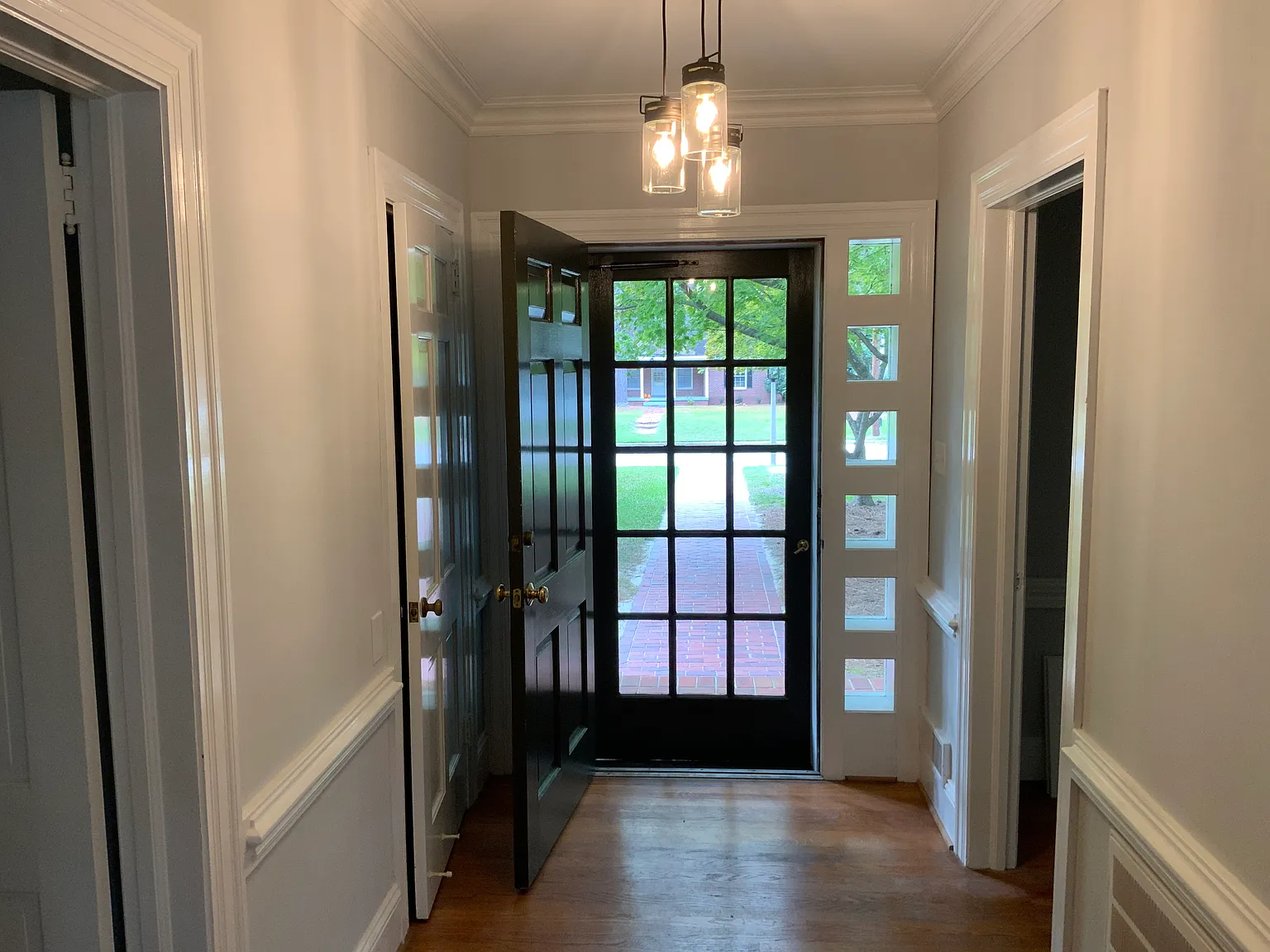 2 bed, 1646 sqft, $1,800 — Photo 4