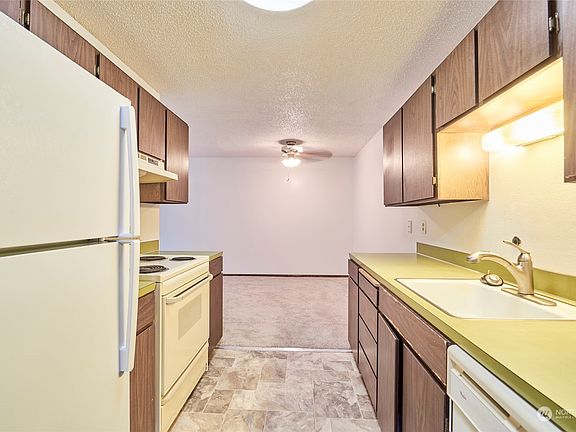 2nd image of 10455 Des Moines Memorial Drive S #N102