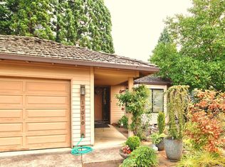 17310 SE Hanneman Ct, Gladstone, OR 97027