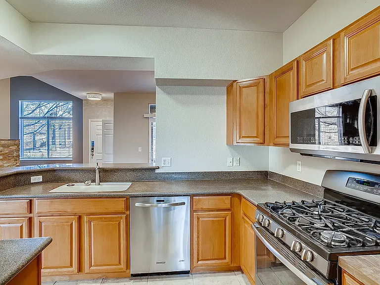 6440 Silver Mesa Dr #B — Photo 9