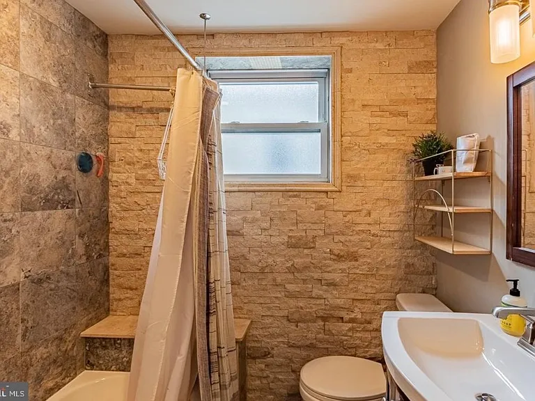 Full Bath