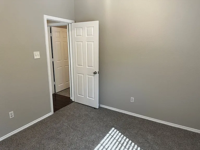 1809 Estates Dr — Photo 19