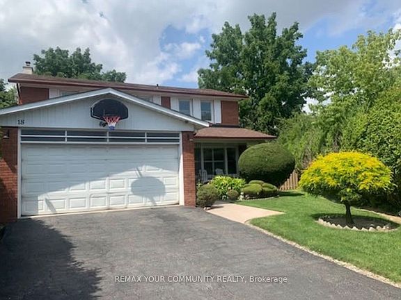 3rd image of 18 Terryellen Cres