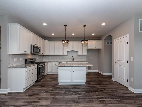 2nd image of 1026 Chatham Ln
