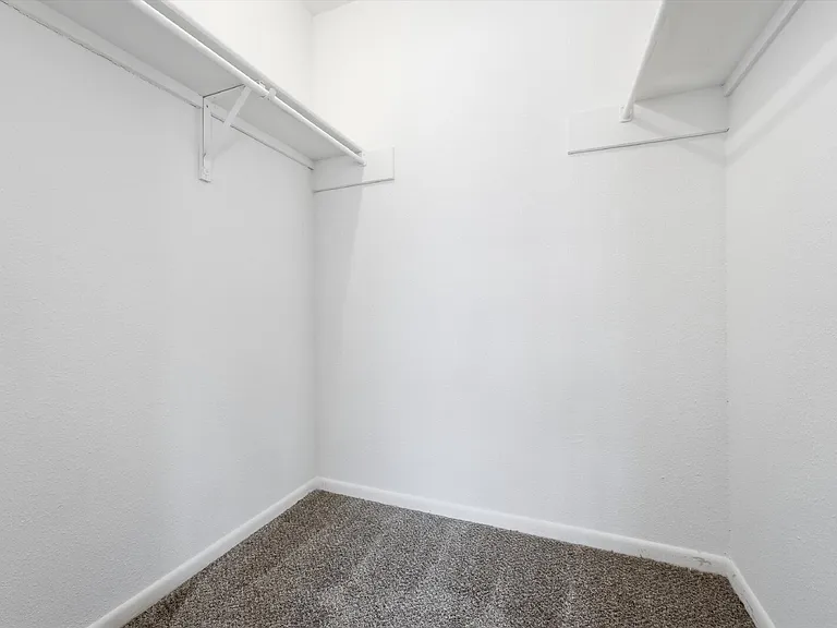 78 W Park West Dr — Photo 15