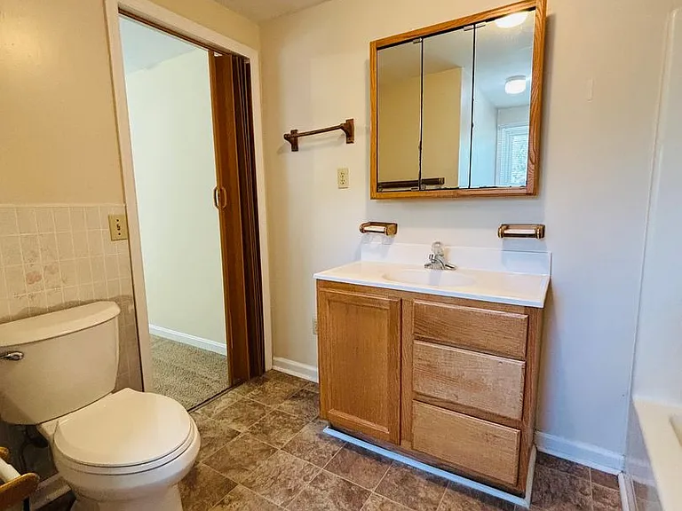 1806 Brooksfield Rd — Photo 15