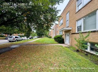 9007 La Crosse Ave APT 1N, Skokie, IL 60077